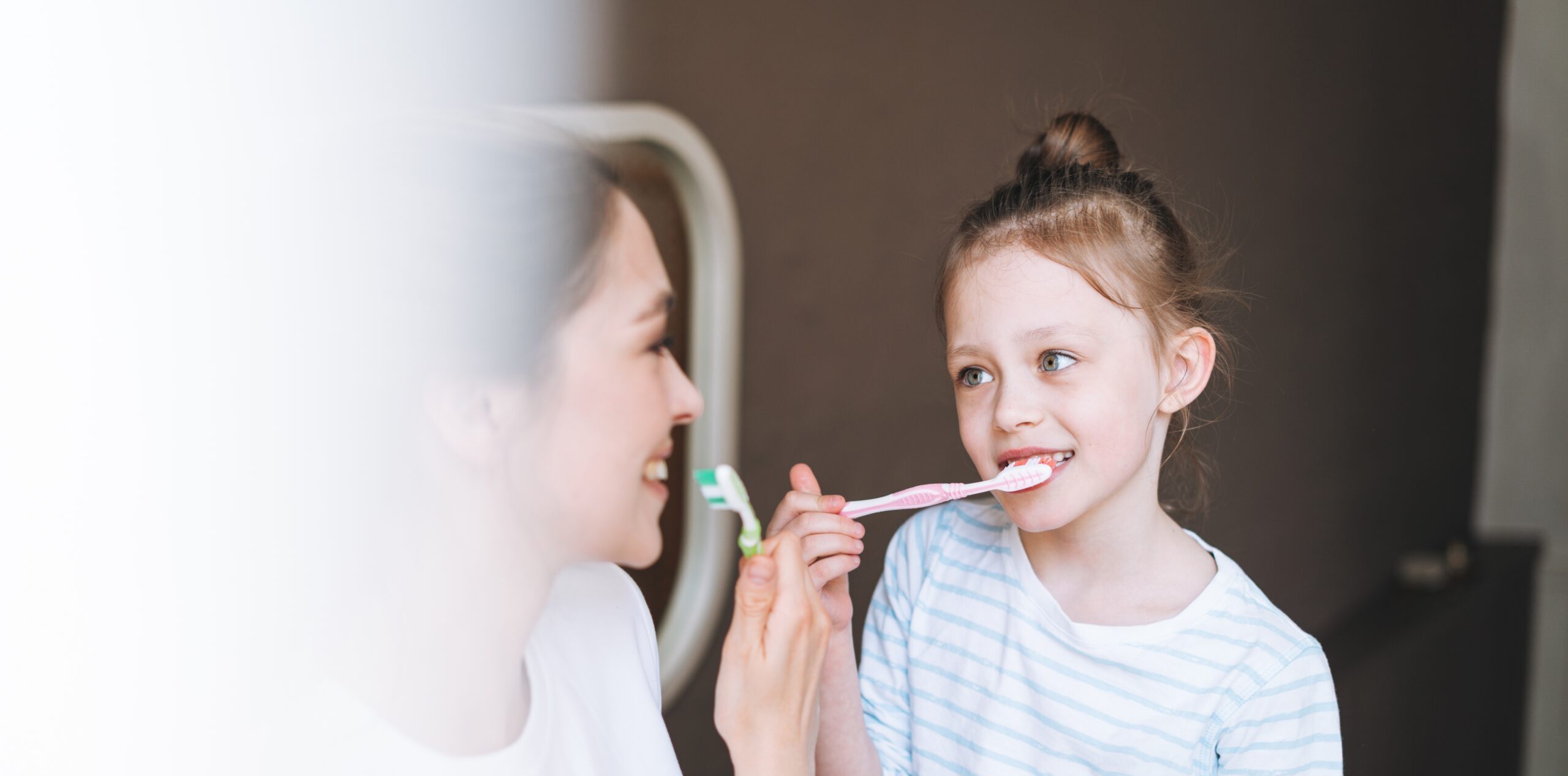 Βοηθήστε το Παιδί σας να Βουρτσίζει Σωστά τα Δόντια