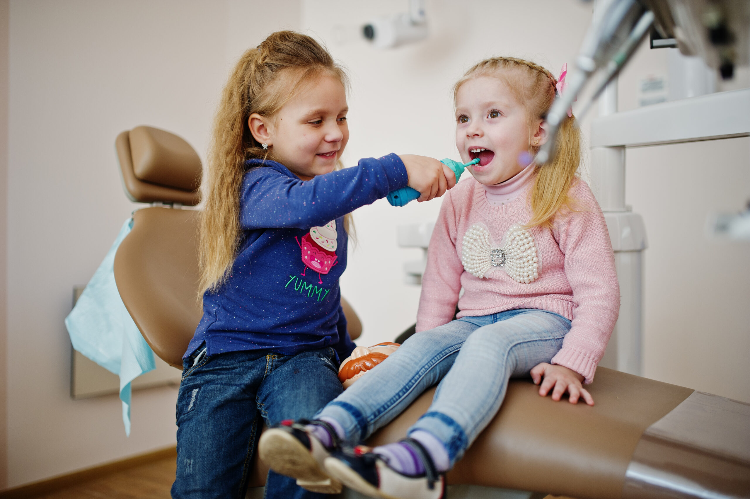 Χαλασμένα δόντια σε παιδιά: Διατηρήστε το χαμόγελό τους λαμπερό